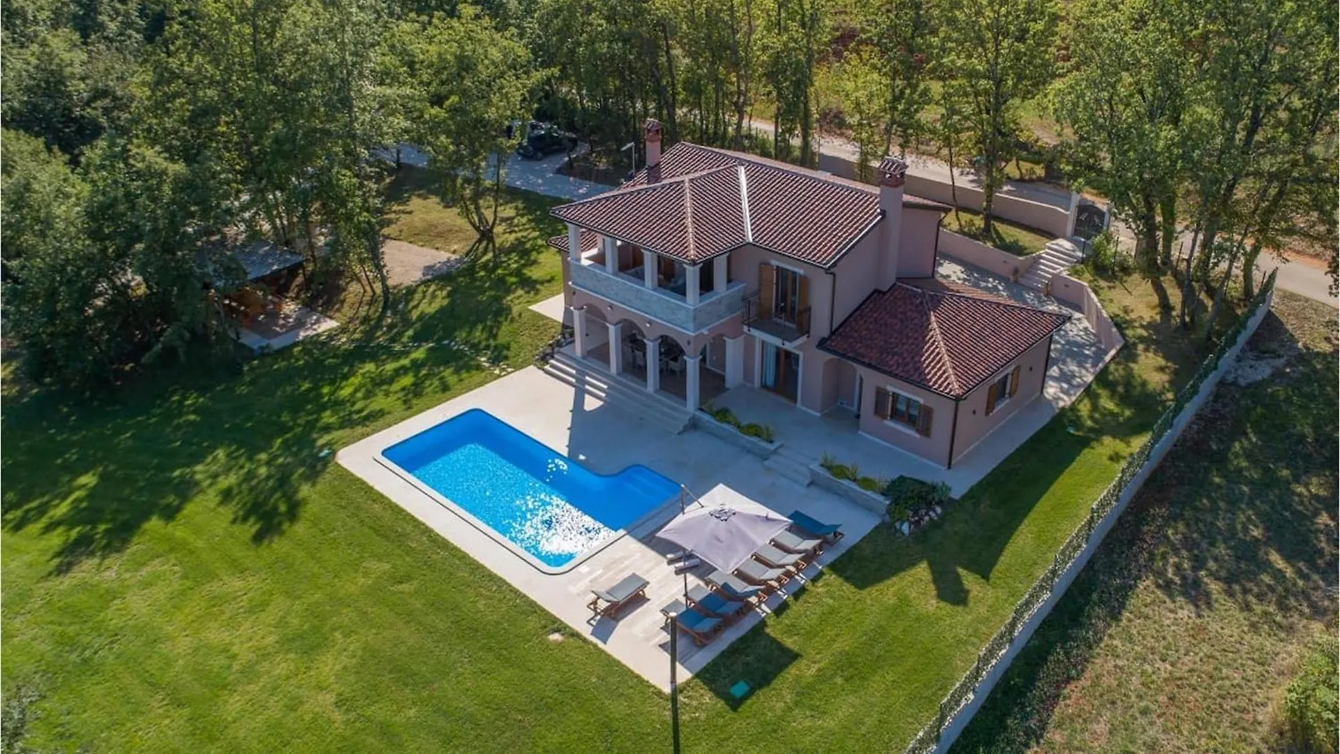 Villa Anima Beram 0*,